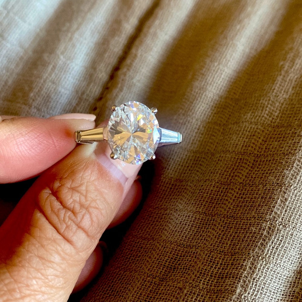 Costume Jewelry Diamond Ring with Baguettes